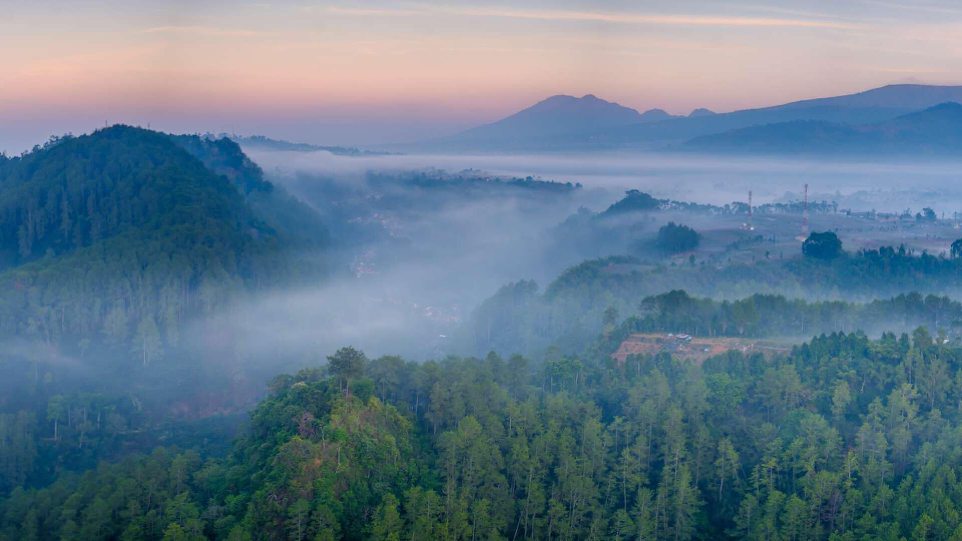 Tebing Keraton 1